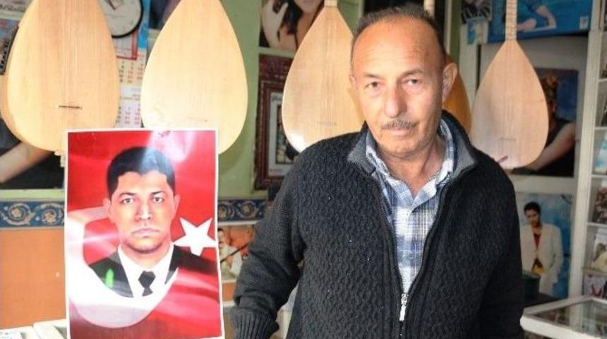 Kahraman Şehit &Ouml;mer Halisdemir İ&ccedil;in T&uuml;rk&uuml; Besteledi