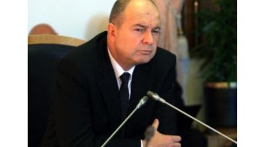 Vali Kılı&ccedil;lar: &ldquo;emniyet Genel M&uuml;d&uuml;r&uuml; Olarak G&ouml;reve Geldiğimde Atamalarda 81 İl Emniyet M&uuml;d&uuml;r&uuml;n&uuml;n 65-70&rsquo;i Fet&ouml;&rsquo;c&uuml;yd&uuml;"