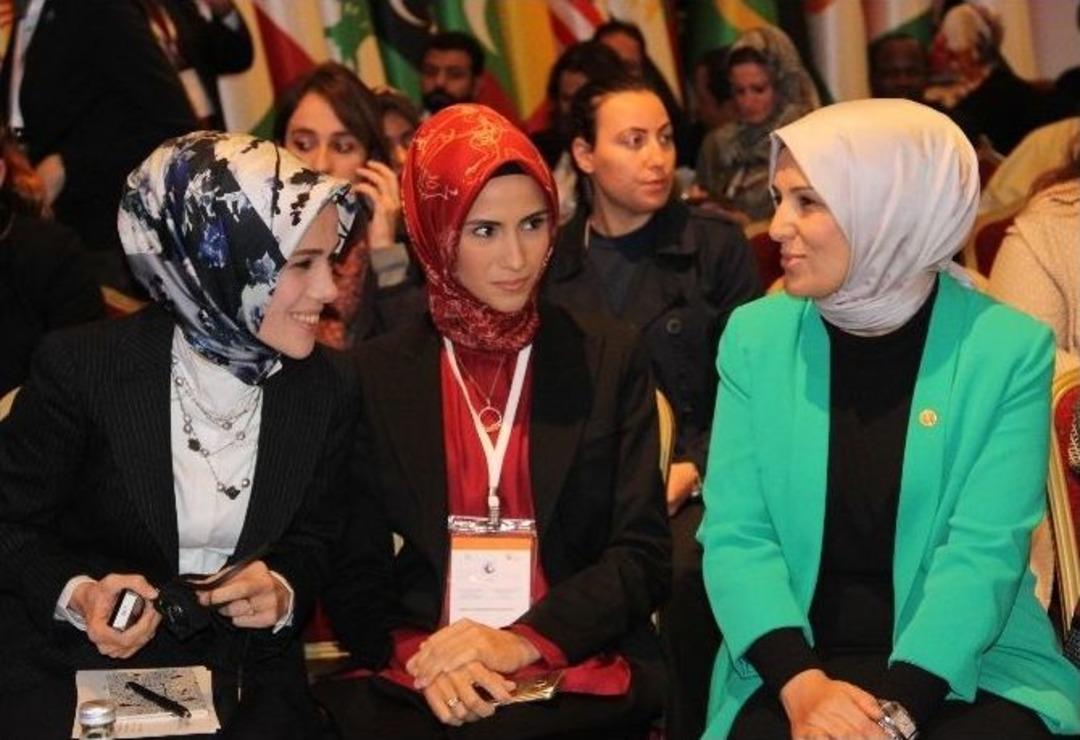 Yemen&rsquo;de &lsquo;demir Kadın&rsquo; Lakabıyla Anılan Tevekk&uuml;l Karman: "t&uuml;rk Kadını D&uuml;nyaya Model Oldu"