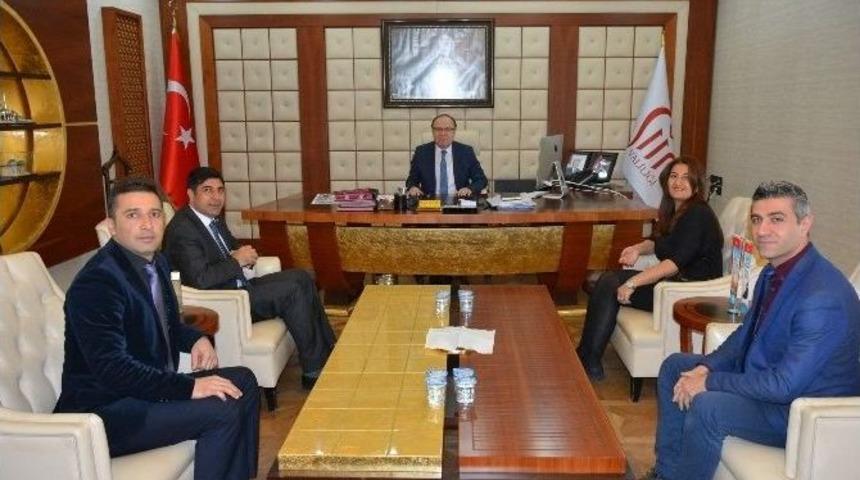 Siirt Kızılay Şubesi&rsquo;nden, Vali Tutulmaz&rsquo;ı Ziyaret Etti