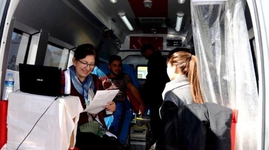 Sarıg&ouml;l&rsquo;de Kızılay Haftası Etkinlikleri