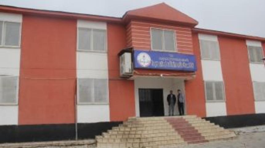 Başkale Milli Eğitim M&uuml;d&uuml;rl&uuml;ğ&uuml; Yeni Binasına Taşındı