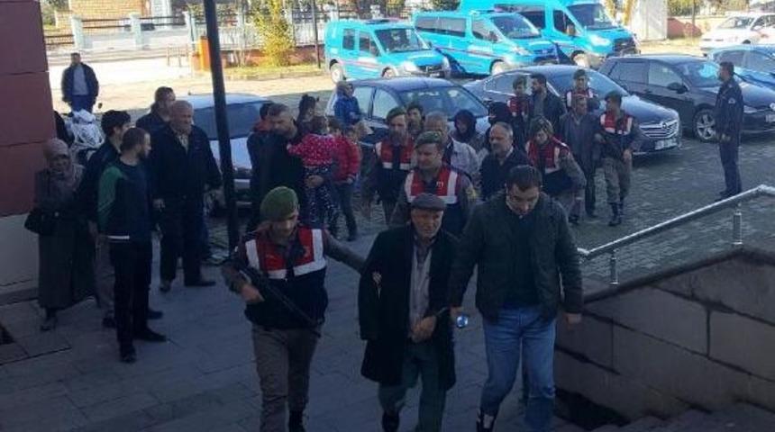 K&ouml;y Muhtarı Ve Imamı Fet&ouml;'den Adliyede