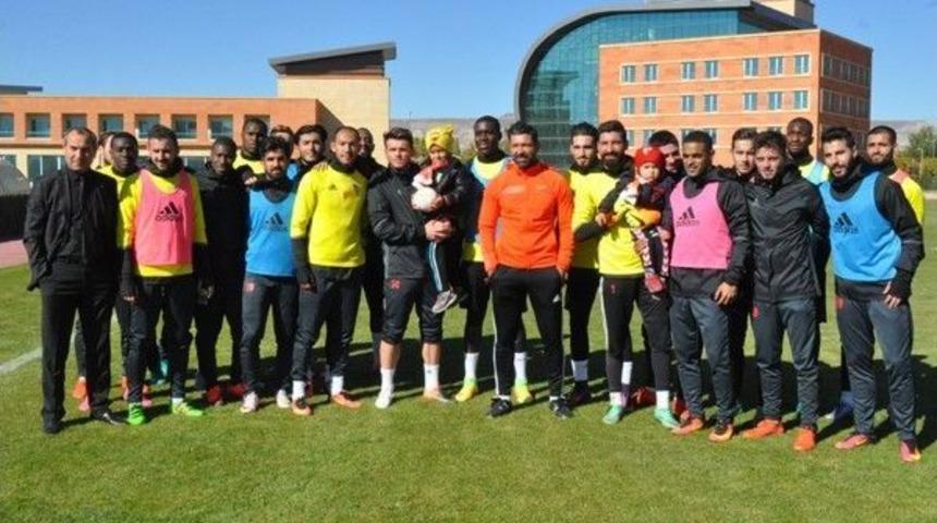 Kayserispor, Osmanlıspor Ma&ccedil;ının Hazırlıklarını S&uuml;rd&uuml;rd&uuml;