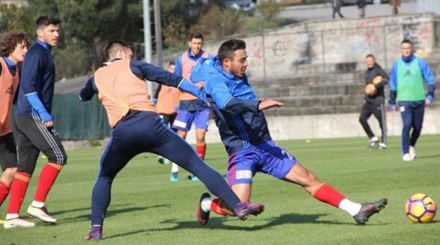 Karab&uuml;kspor Hakemlerden Şikayet&ccedil;i