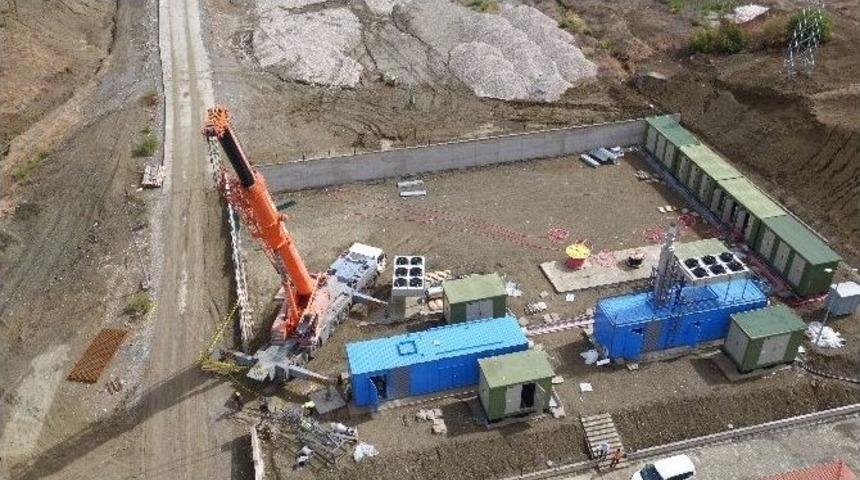 Kahramanmaraş&rsquo;ın &Ccedil;&ouml;p&uuml; 25 Bin Konutu Aydınlatacak