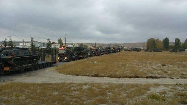 Tank Bölüğünün Gaziantep'e Intikali Başladı