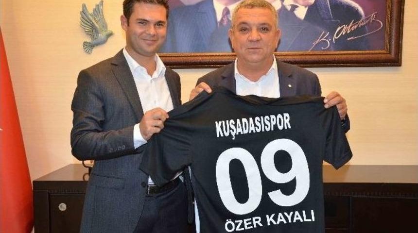 Kuşadası Gençlikspor Yönetimi Başkan Kayalı’yı Ziyaret Etti
