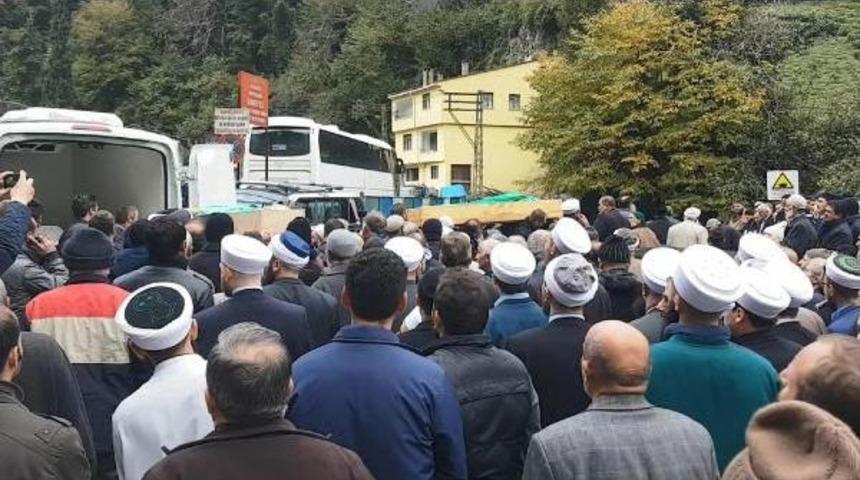 3 Kişinin &Ouml;ld&uuml;ğ&uuml; Kahvehane Saldırısında 2 Kişi G&ouml;zaltında (2)