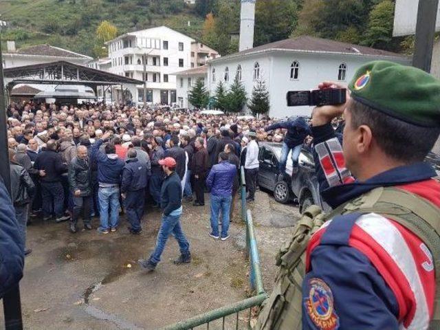 3 Kişinin Öldüğü Kahvehane Saldırısında 2 Kişi Gözaltında (2)