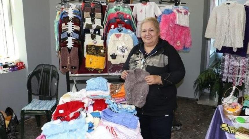 Manisa&rsquo;da &rsquo;hanımeli Pazarı&rsquo; A&ccedil;ıldı