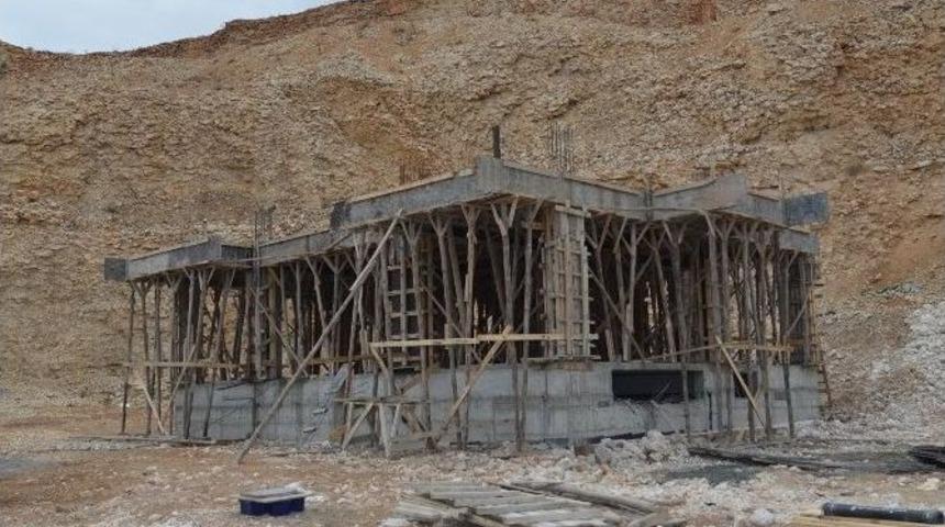 Gedik Gen&ccedil;lik Merkezi Hızla Y&uuml;kseliyor