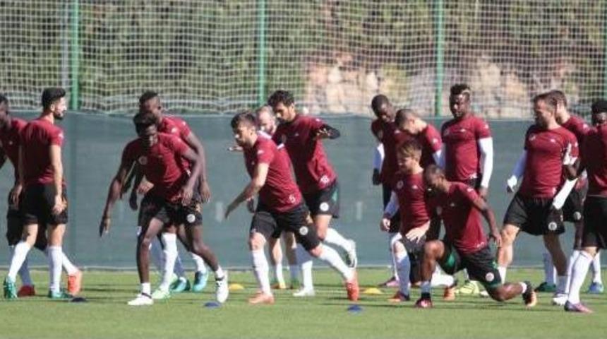 Aytemiz Alanyaspor'da Tam Kadro Antrenman