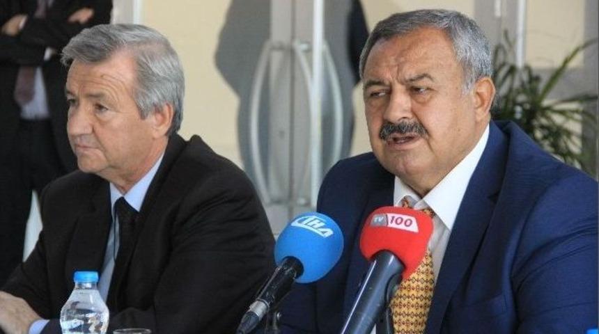 Başkan Uysal, Konut Projelerini Anlattı