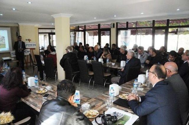 Değirmenaltı Caddesi’nde Kararı Esnaf Ve Mahalle Sakinleri Verdi