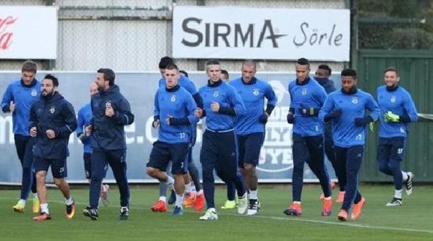 Fenerbah&ccedil;e, Manchester United Ma&ccedil;ına Hazır