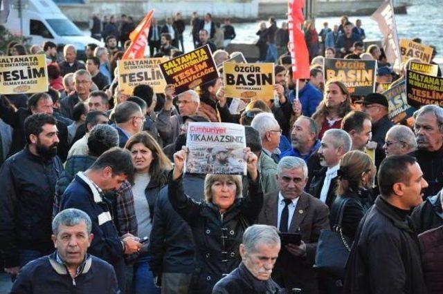 İzmir de Emek &Ouml;rg&uuml;tlerinden Eylem 2