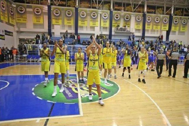 Fenerbahçe: 69 - Blma: 63