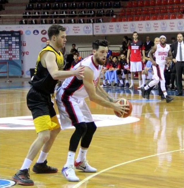 Gaziantep Basketbol-Kb Peja: 74-56 (Avrupa Kupası)