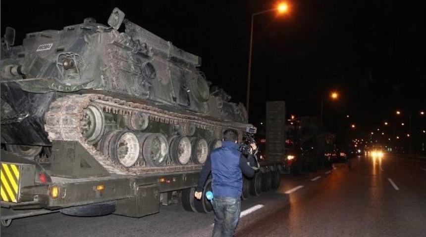 Kuzey Irak Sınıra Giden Barış G&uuml;c&uuml;ne Ait Tanklar Gaziantep&rsquo;e Ulaştı
