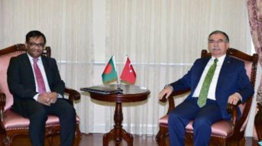 Milli Eğitim Bakanı Yılmaz, Bangledeş B&uuml;y&uuml;kel&ccedil;isi Sıddıki&rsquo;yi Kabul Etti