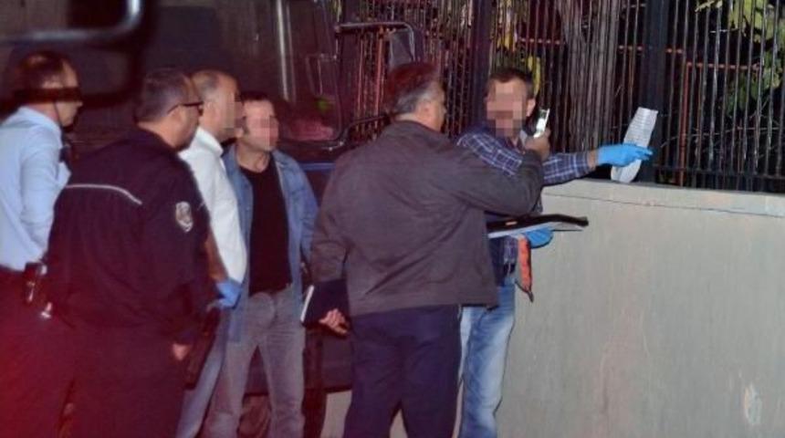Pkk'lılar Ara&ccedil; Kundakladı