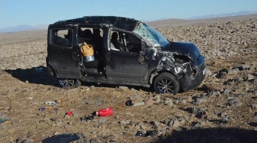 Siverek&rsquo;te Trafik Kazası: 1 &Ouml;l&uuml;, 3 Yaralı