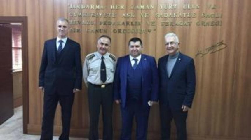 Kızılay&rsquo;dan Yeni Alay Komutanına Ziyaret