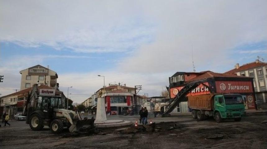 Kocasinan Belediyesi Yeni Mahalle&rsquo;yi Yeniliyor