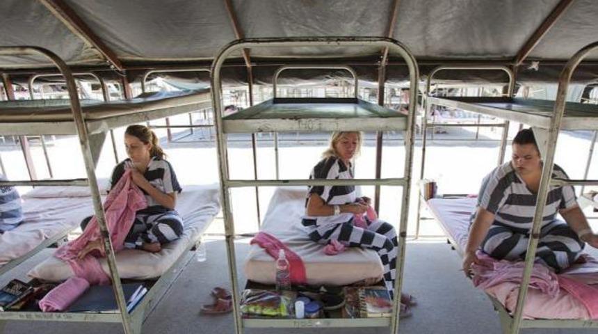 ABD'nin prangalı kadın mahkumları