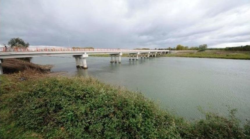 Yeşilırmak &Uuml;zerine Yapılan 10 Milyon Tl&rsquo;lik K&ouml;pr&uuml; Hizmete A&ccedil;ılıyor