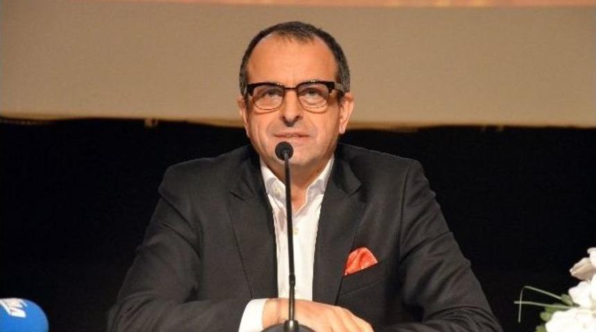 Star Gazetesi Genel Yayın Y&ouml;netmeni Albayrak: "15 Temmuz Bir Darbe Değil, İşgal Girişimidir"