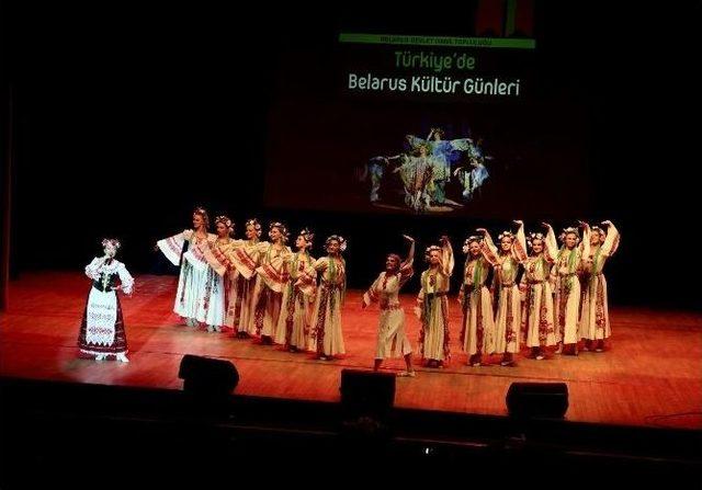 Belarus Devlet Dans Topluluğu Eskişehir’de Gösteri Sundu