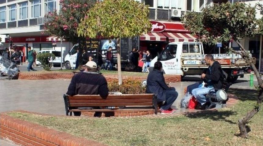 Aydınlılar Yalancı Baharı Yaşıyor