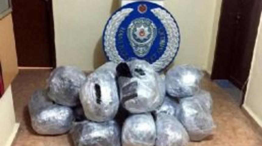 Diyarbakır'da 106 Kilo Esrar Ele Ge&ccedil;irildi
