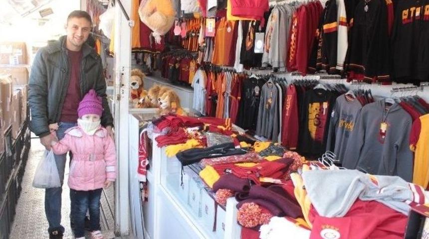 Galatasaray Gezici Tır&rsquo;ı Tavşanlı&rsquo;da