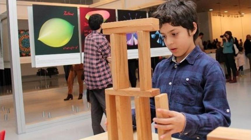 &Ccedil;sm&rsquo;de İlgin&ccedil; Sergi