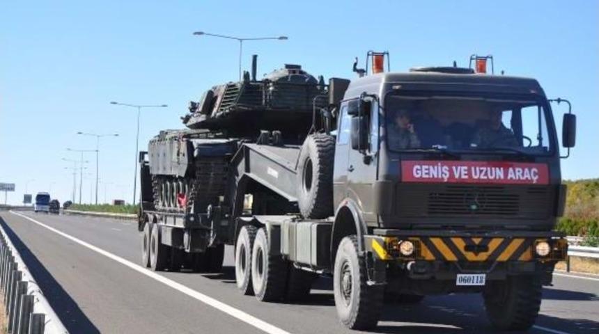 Silopi'ye Gidecek Askeri Konvoy, Gaziantep'ten Ayrıldı