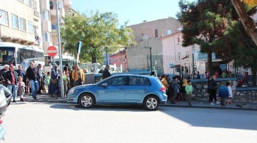 Bilecik&rsquo;te Velilerin "mesai Saati" Tepkisi