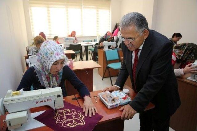 Başkan Büyükkılıç, Mel-mek Kurslarını Ziyaret Etti…