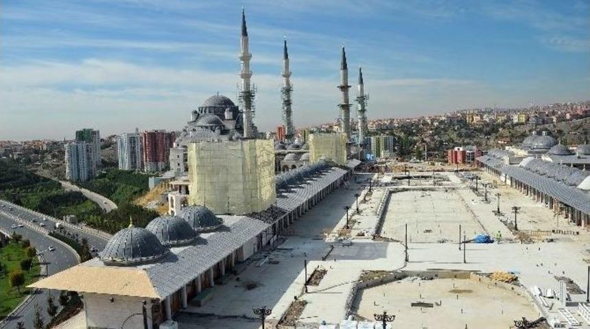 Kuzey Yıldızı K&uuml;lliyesi İnşaatı Hızla İlerliyor