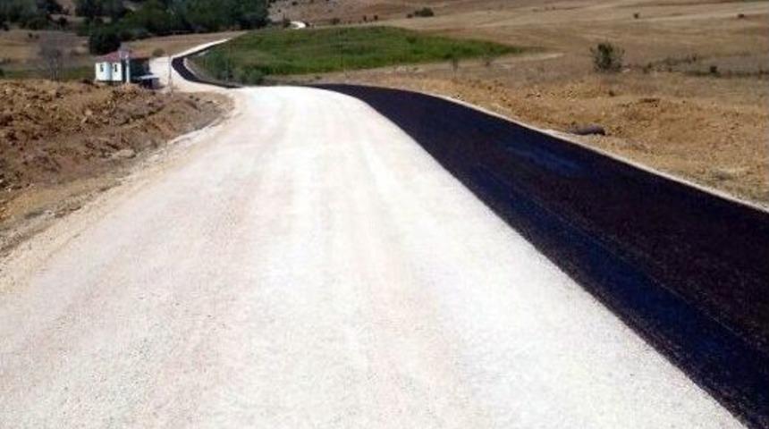 Ilgın&rsquo;da İki Ayrı Grup Yoluna 7.7 Milyon Lira