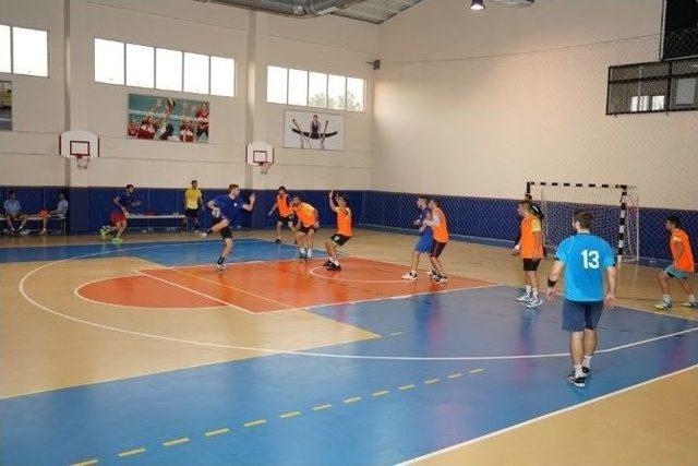 Adıyaman Belediyesi Hentbol Takımı Ma&ccedil; Hazırlıklarına Devam Ediyor 1