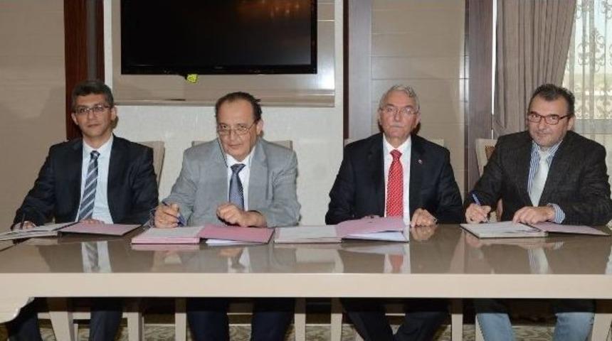 Esog&uuml; Eğitim Ve Diş Hekimliği Fak&uuml;lteleri Arasındaki İşbirliği Protokol&uuml; Yenilendi