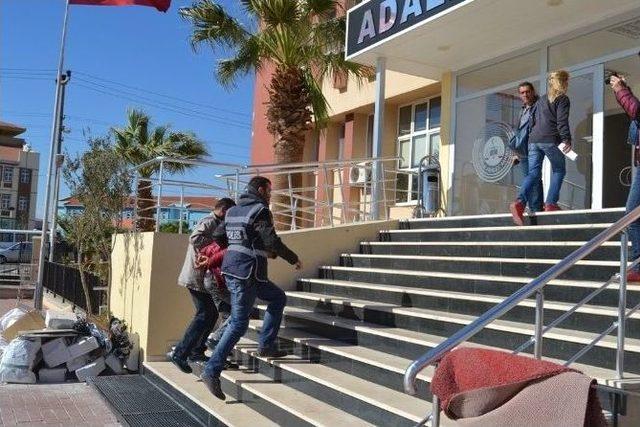 Ayvalık’ta Yaşlı Kadınların Korkulu Rüyası Kapkaççı Yakalandı