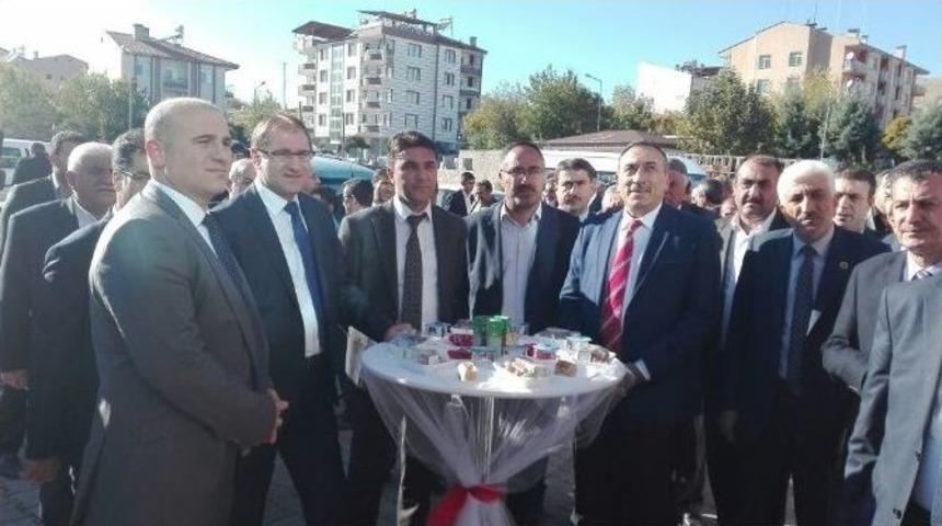 Kovancılar&rsquo;da El Sanatları Sergisi A&ccedil;ıldı