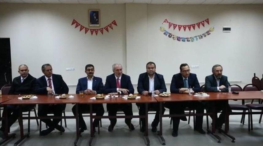 Başkan Kamil Sara&ccedil;oğlu, Siner Mahallesi&rsquo;nde Vatandaşlarla Buluştu