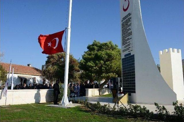 İlk Şehitler Anıtı&rsquo;nda T&ouml;ren 1