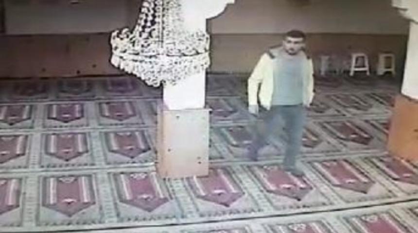 Caminin Bağış Paralarını &Ccedil;aldı