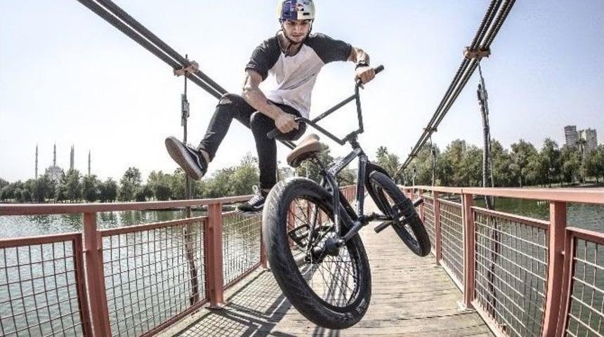 İki Tekerle Heyecan Dolu Macera